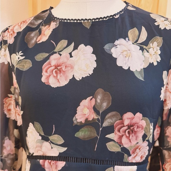 Floral blouse by Ever new - new with tag - Picture 3 of 10